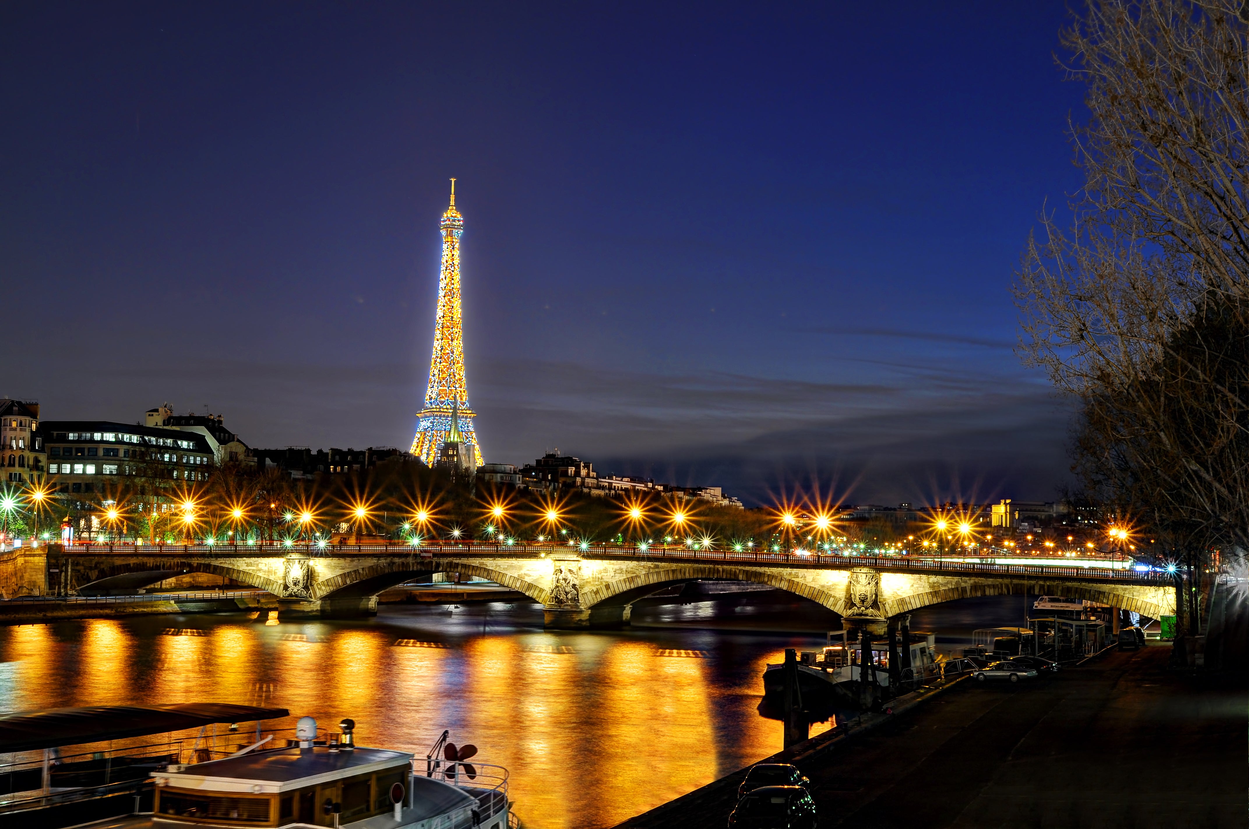 Deal alert: Book flights to Paris from $449 round trip
