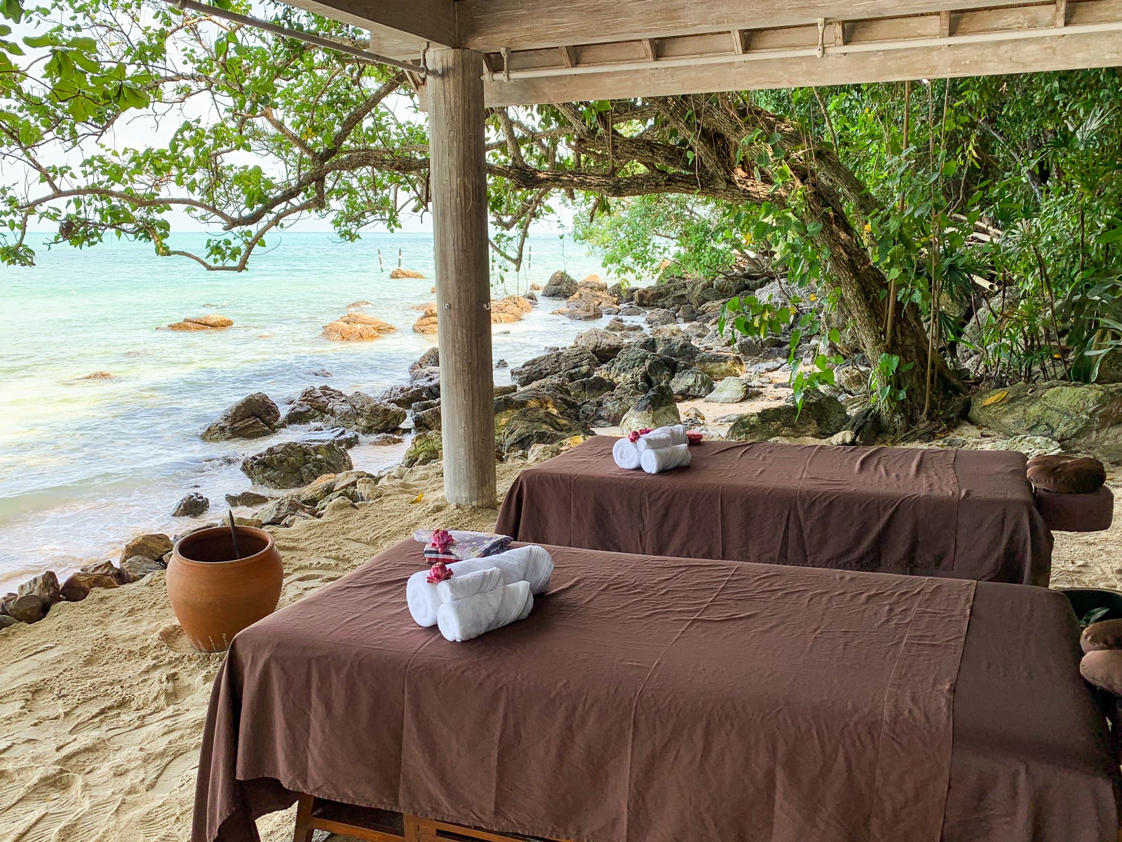 oceanside massage tables at Four Seasons Resort Koh Samui