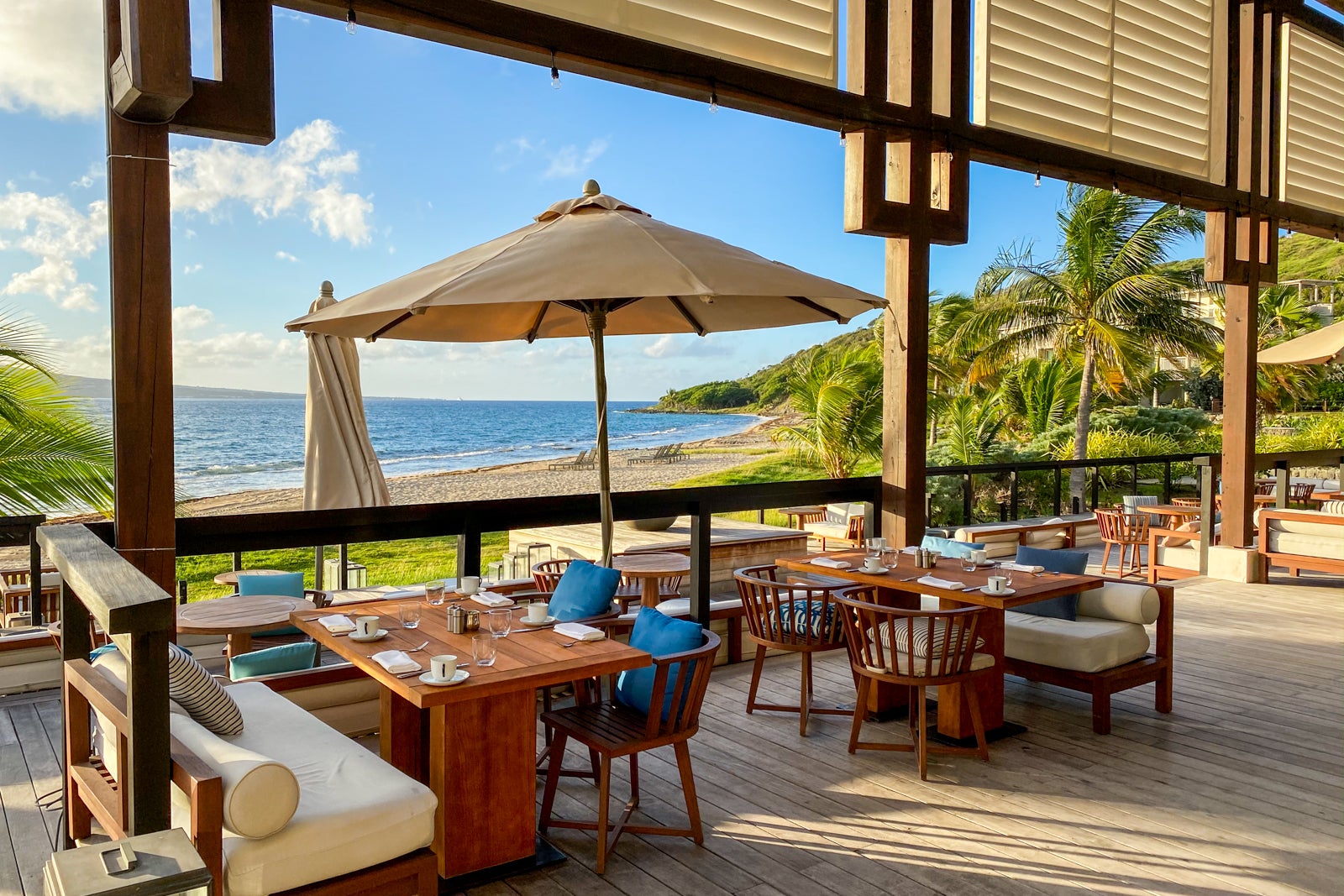 Park Hyatt St. Kitts outdoor dining with views to the ocean