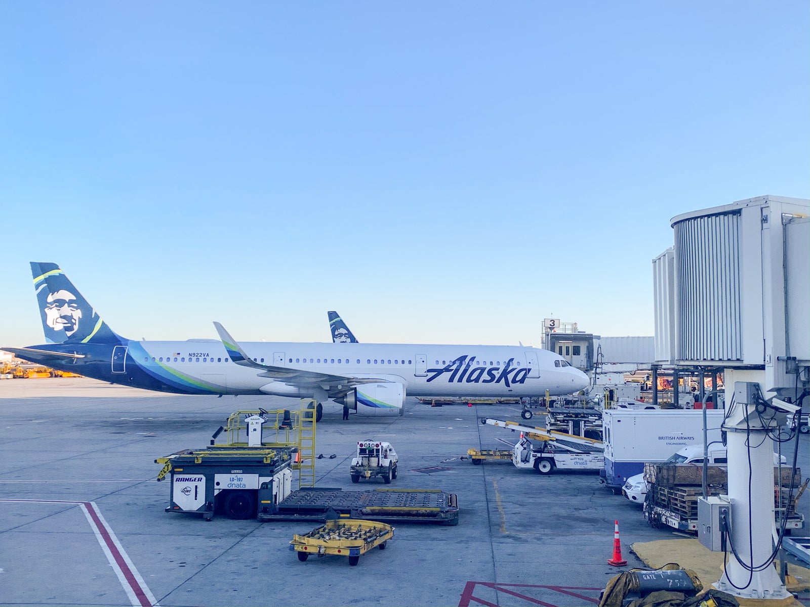 Alaska Airlines credit card gets additional perks, new restrictions — and a higher annual fee