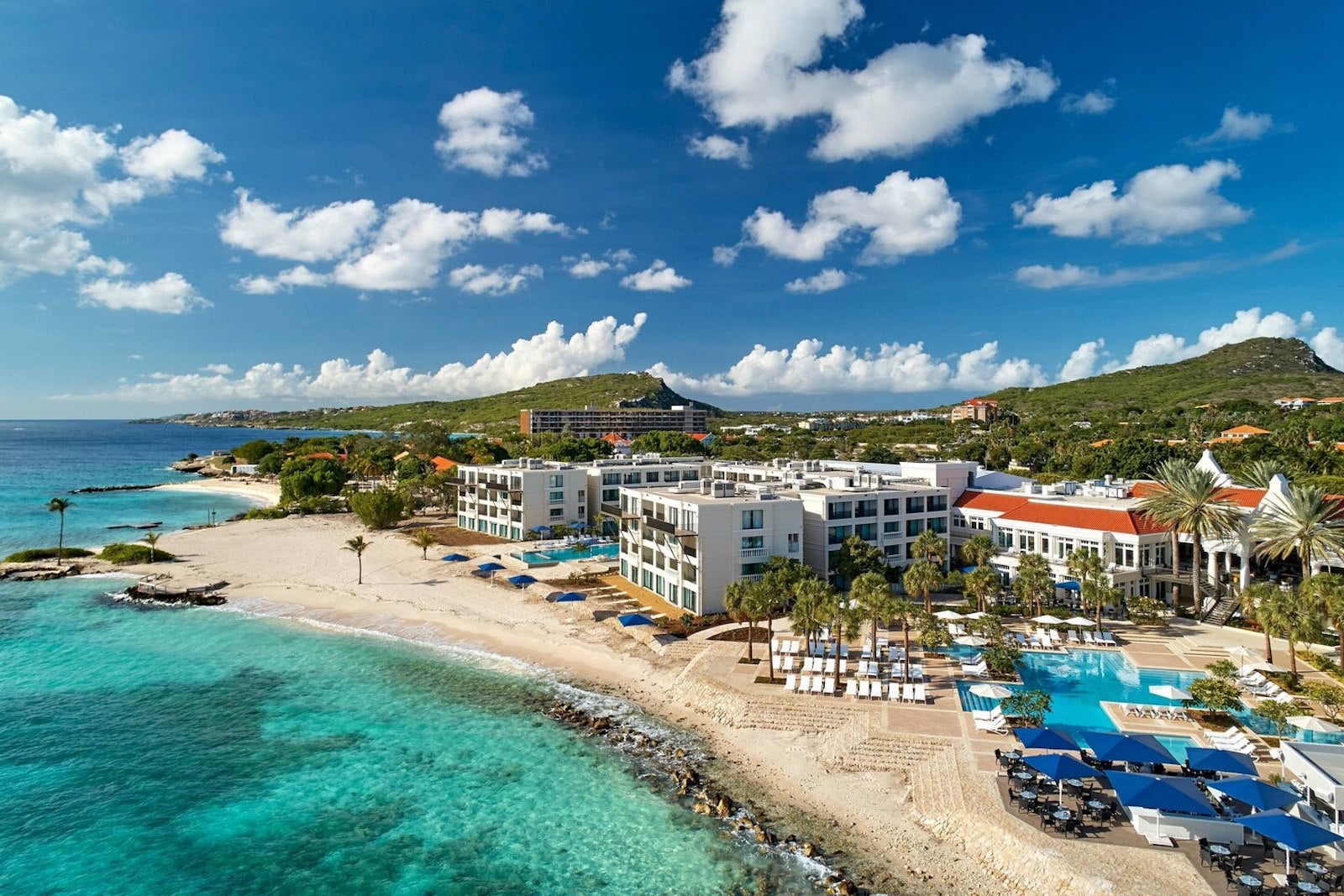 7 of the best hotel credit cards that come with an annual free night