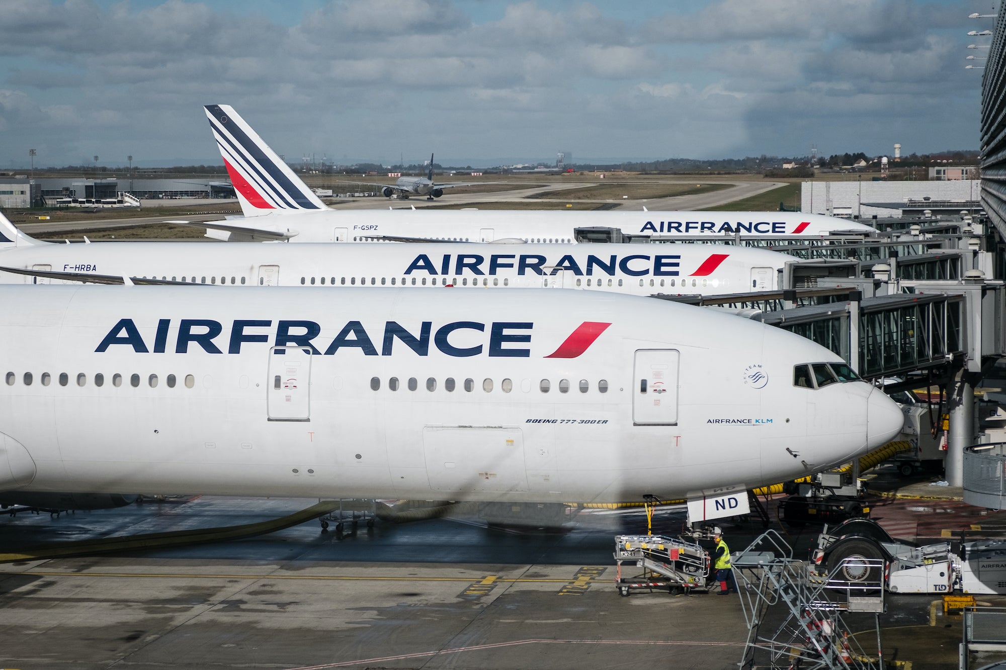 Air France 777's at The Gate at CDG