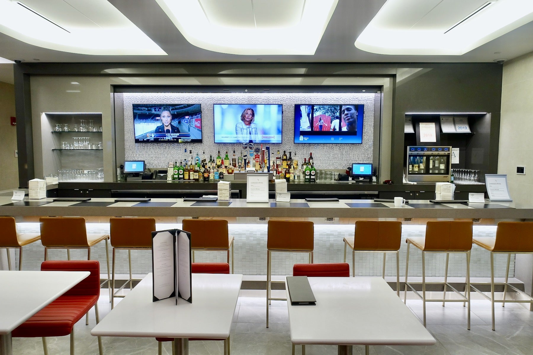 American Airlines Admirals Club BOS 