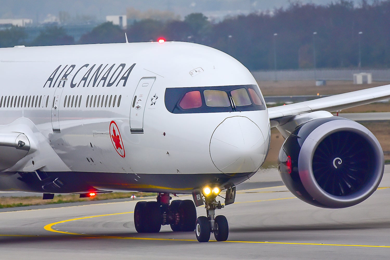 Air Canada 777 at Frankfurt Airport
