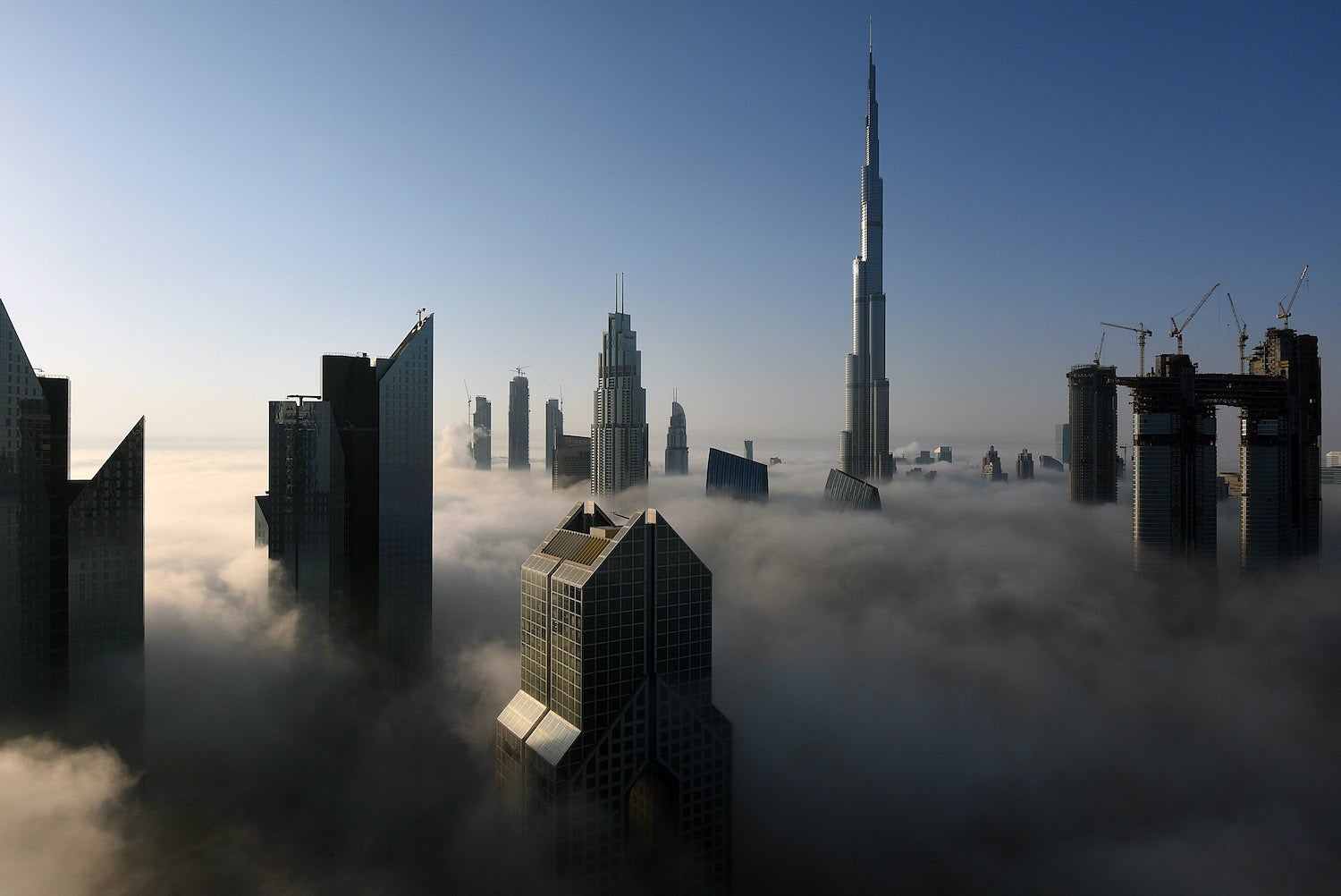 The best ways to travel to Dubai with points and miles