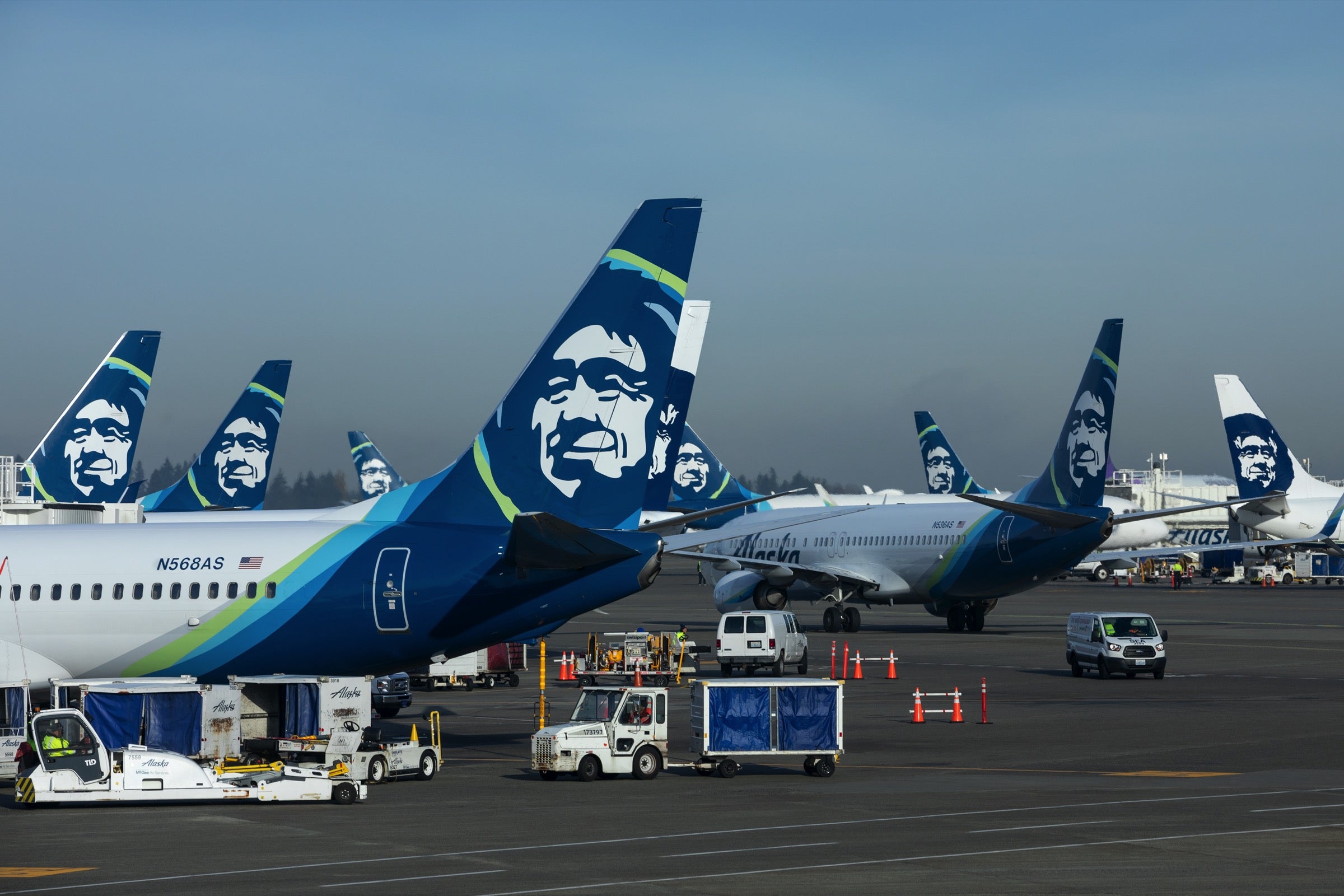 Alaska Airlines planes at Seattle Airport