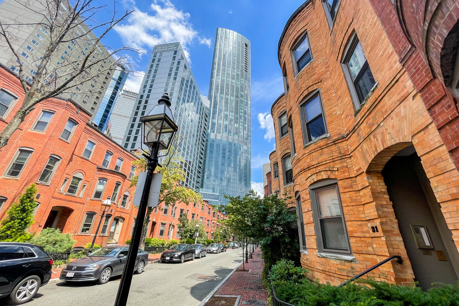 Four Seasons One Dalton Street, Boston neighborhood