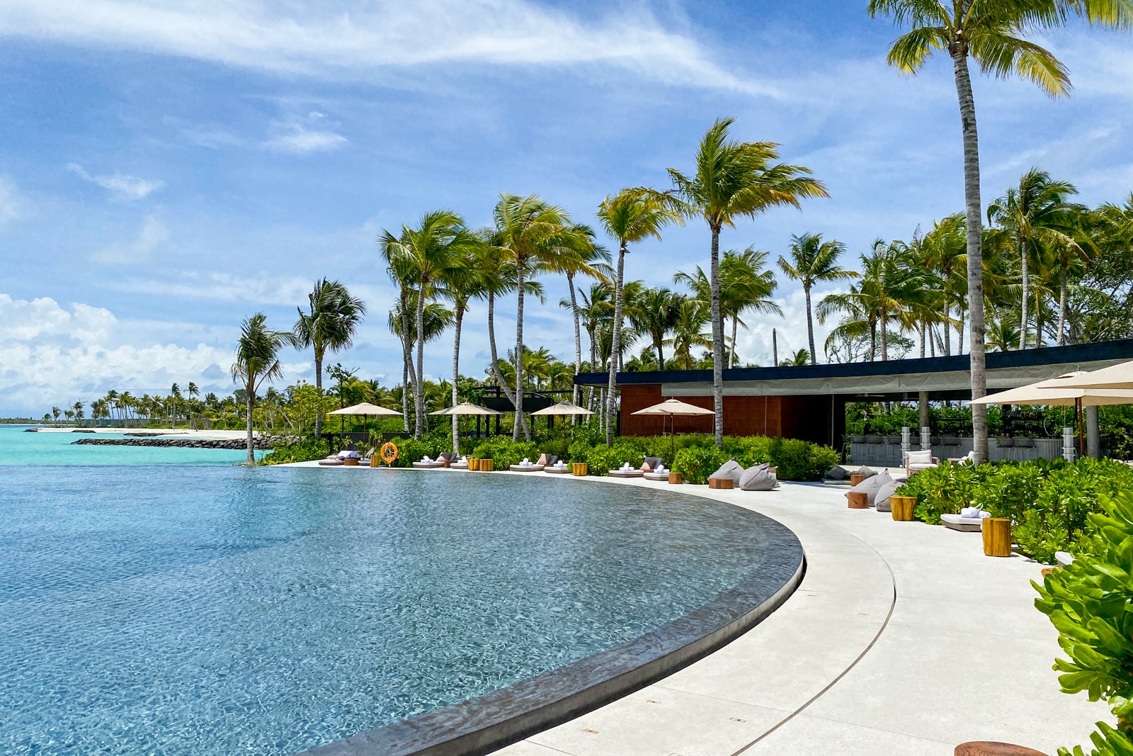 Ritz Carlton Fari Islands Pool