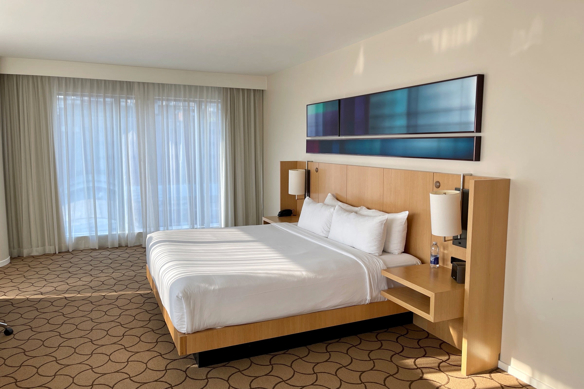 Delta Hotels Toronto Bed