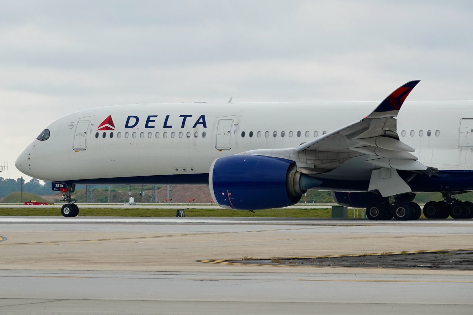 exterior of a Delta plane on the runway