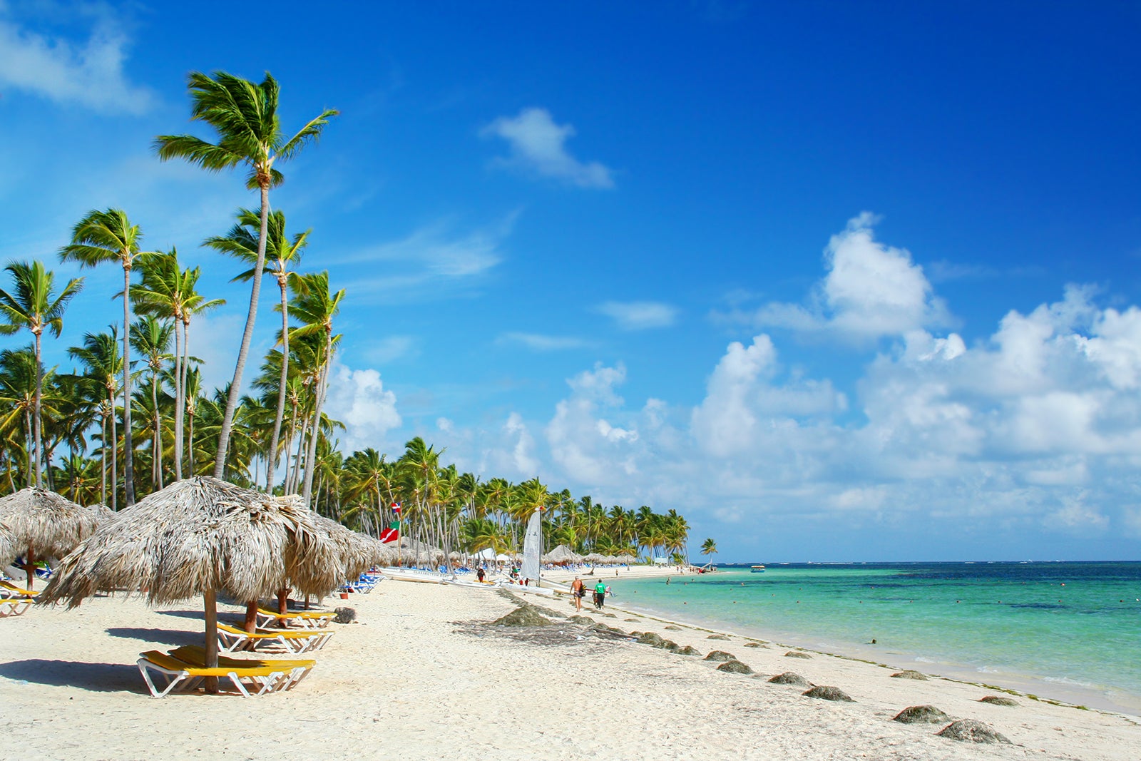 A sunny day at the Caribbean Resort Beach