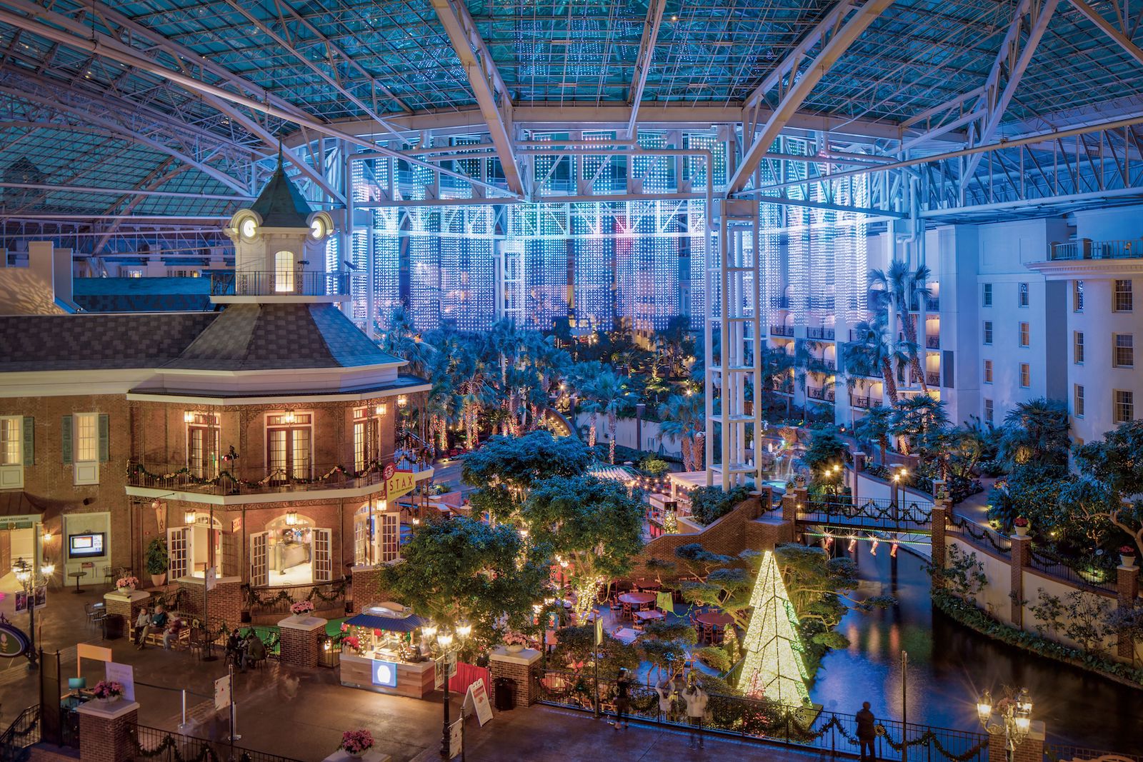 photo of large hotel lobby with holiday decorations