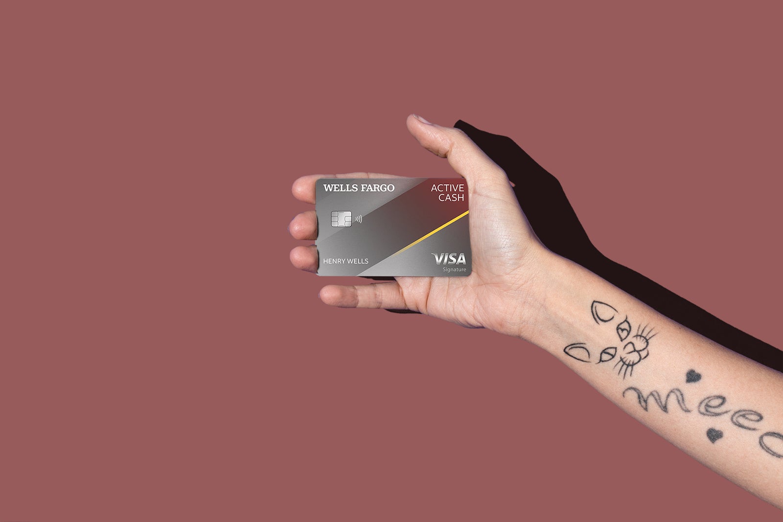 hand holding a Wells Fargo Active Cash Visa