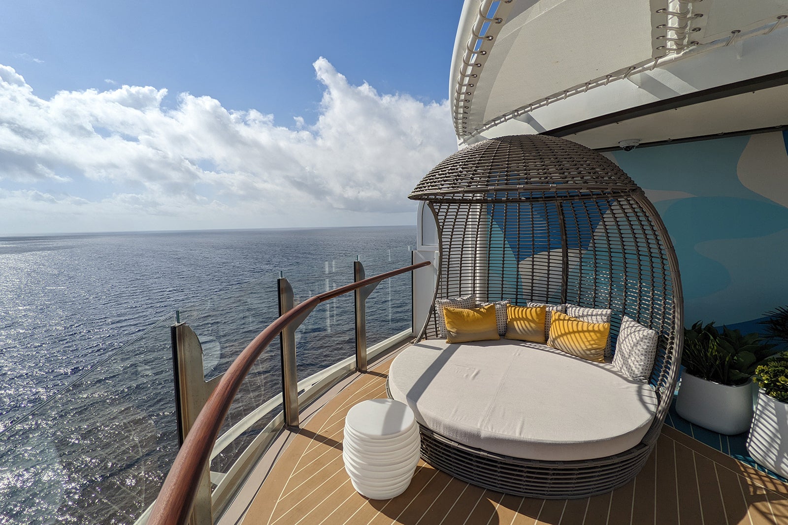 Daybed on cruise ship