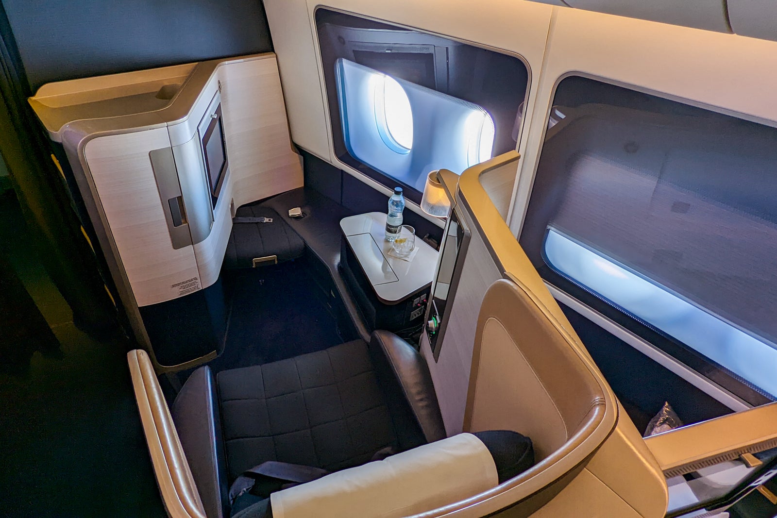 British Airways first class Boeing 787-10 Dreamliner