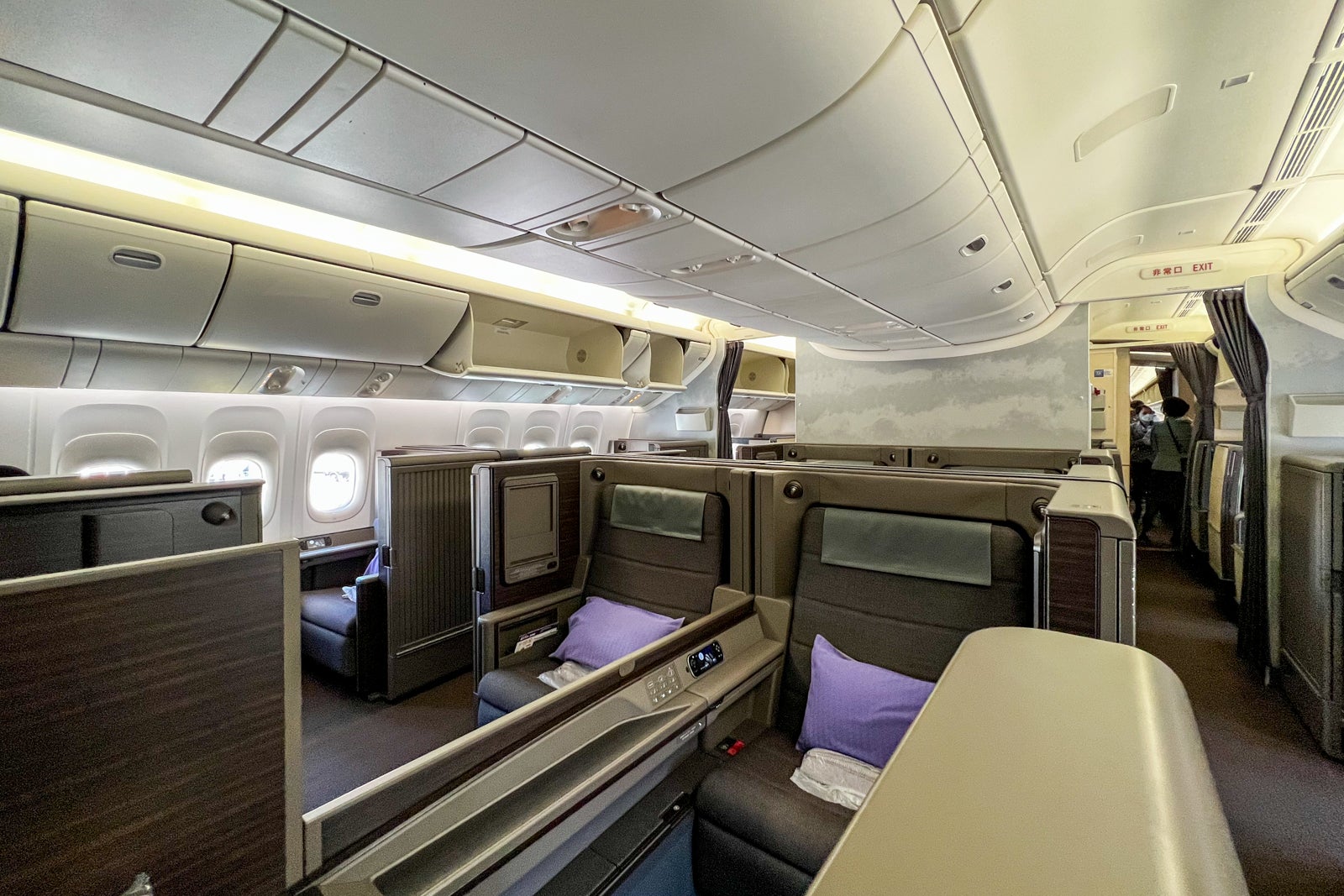 ANA first class