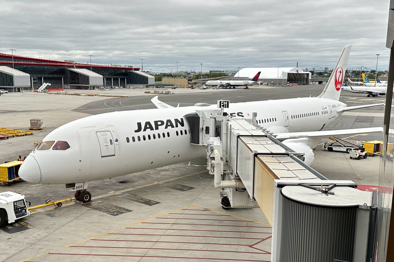 Japan Airlines Boeing 787 Dreamliner Boston