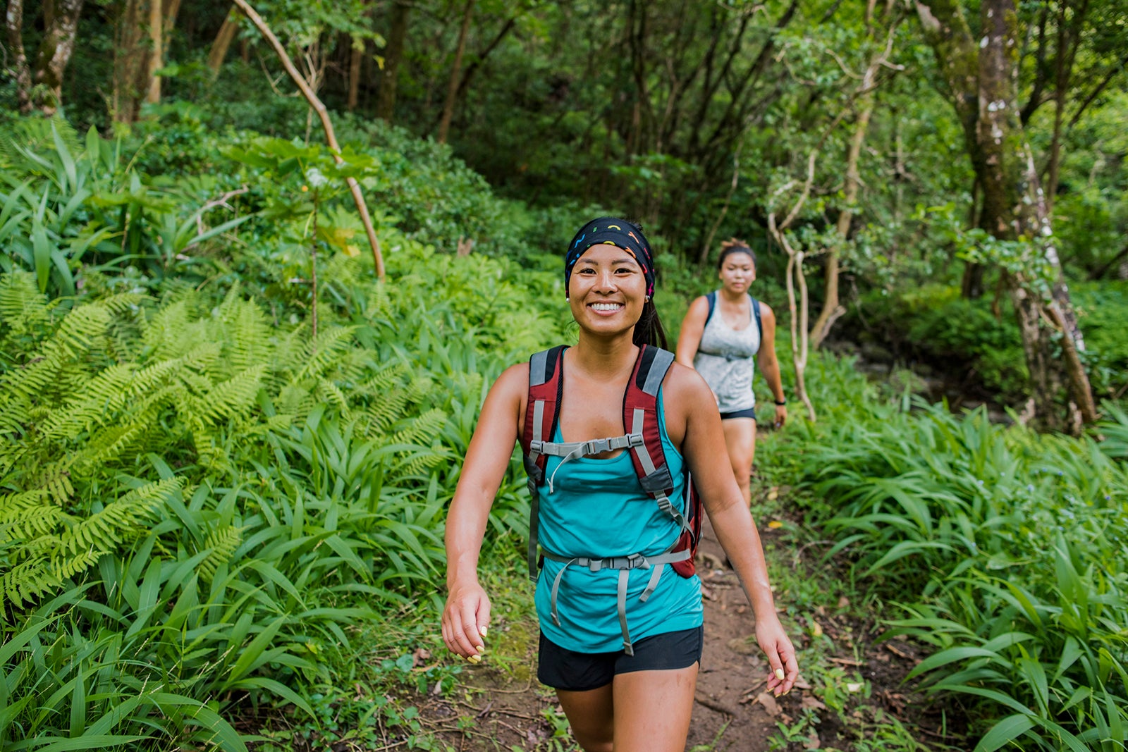 Hikers on Moanalua Valley Trail, Oahu, Hawaii. 