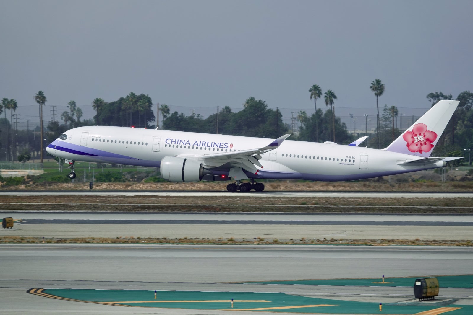 china airlines plane