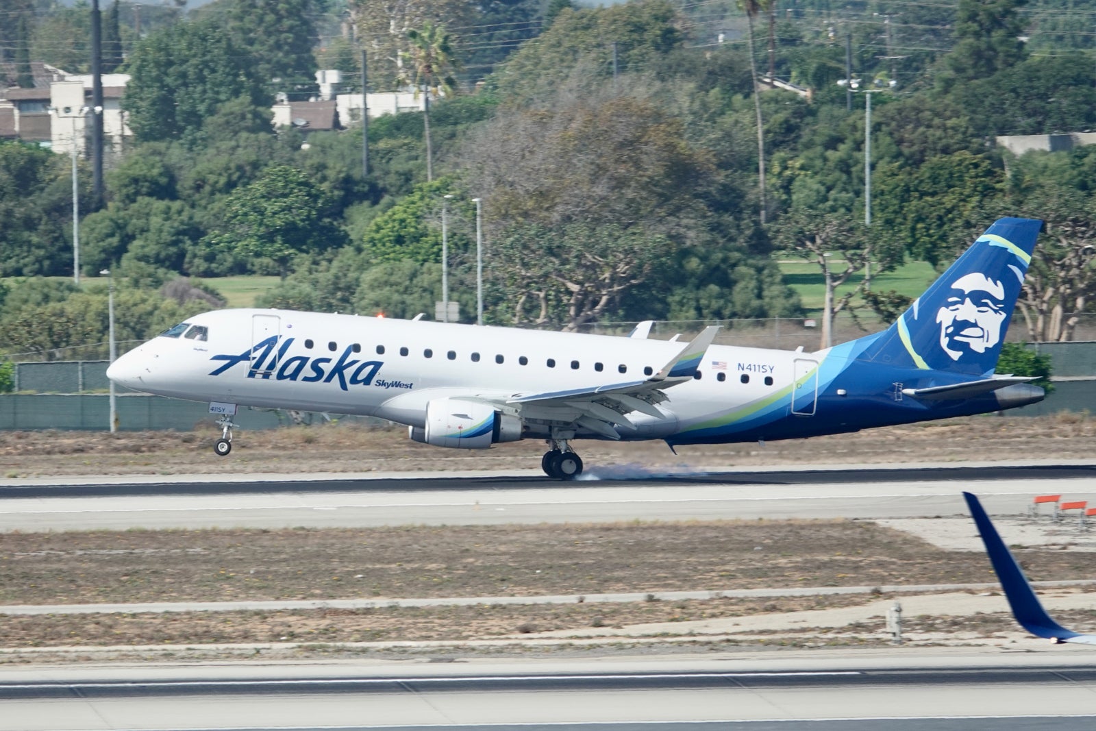 Alaska Embraer E175