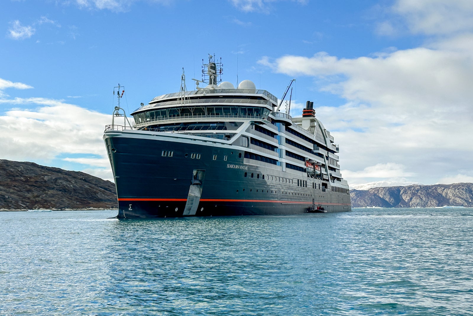 Seabourn Venture in Iceland