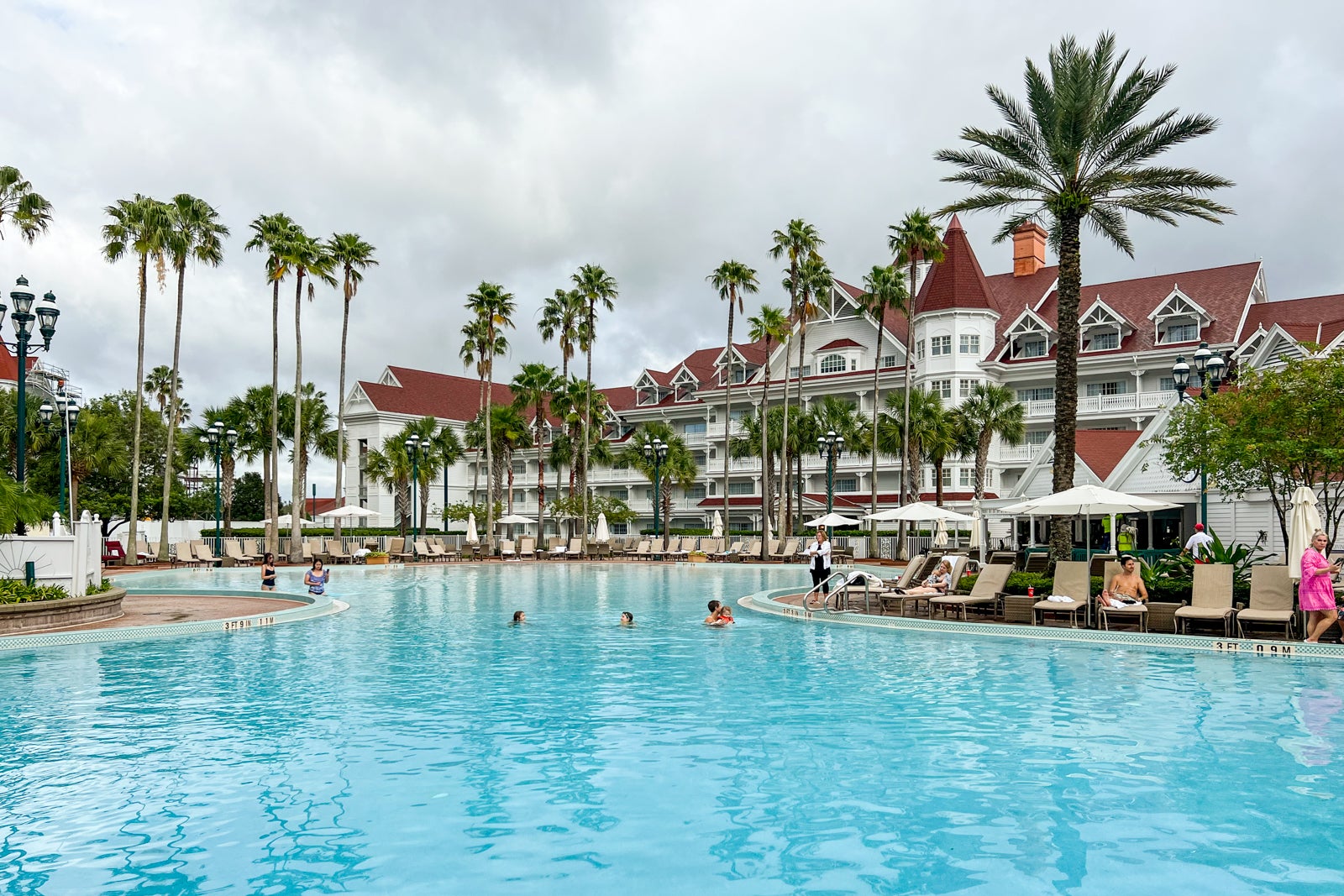 pool at disney hotel