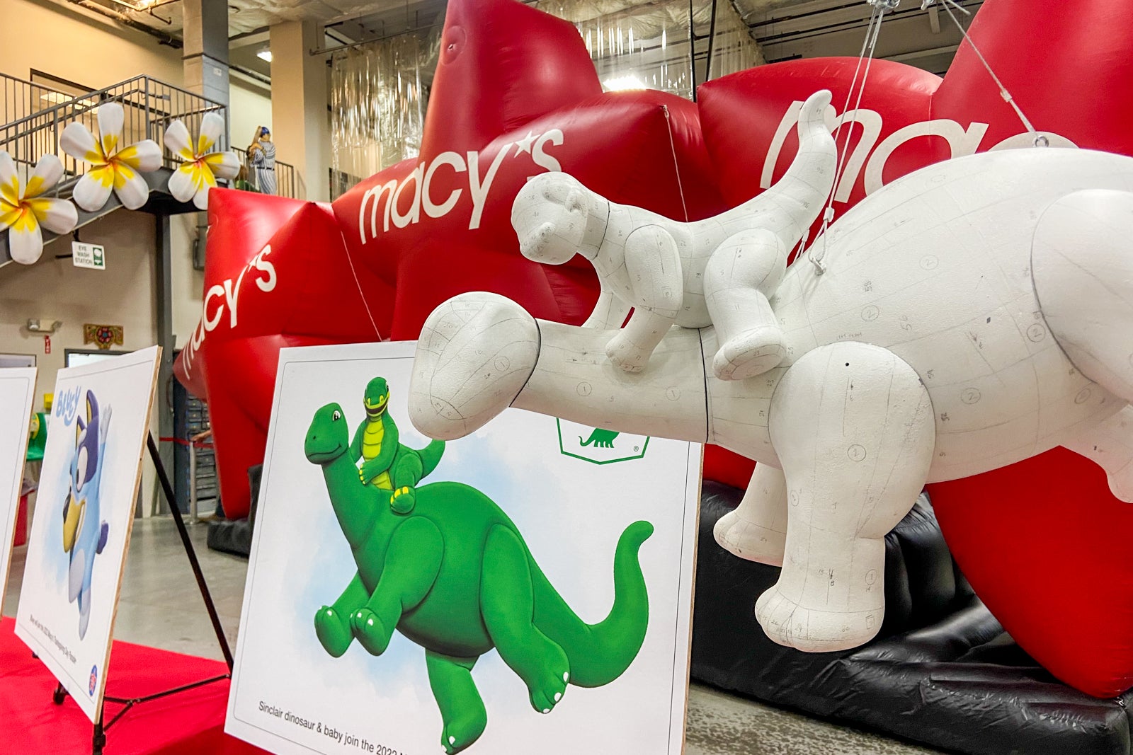 Macy's Thanksgiving Day Parade floats 