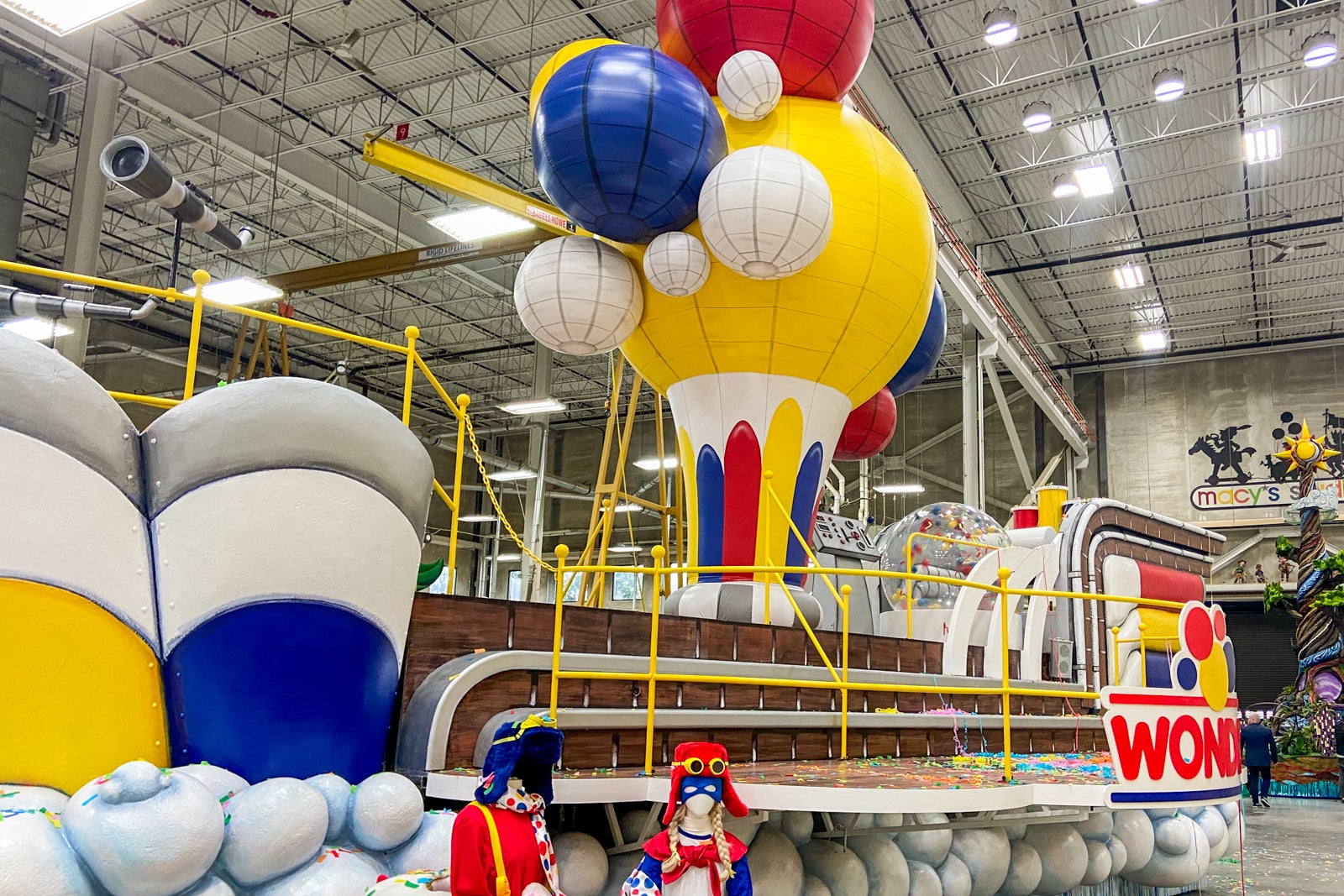 Wondership float