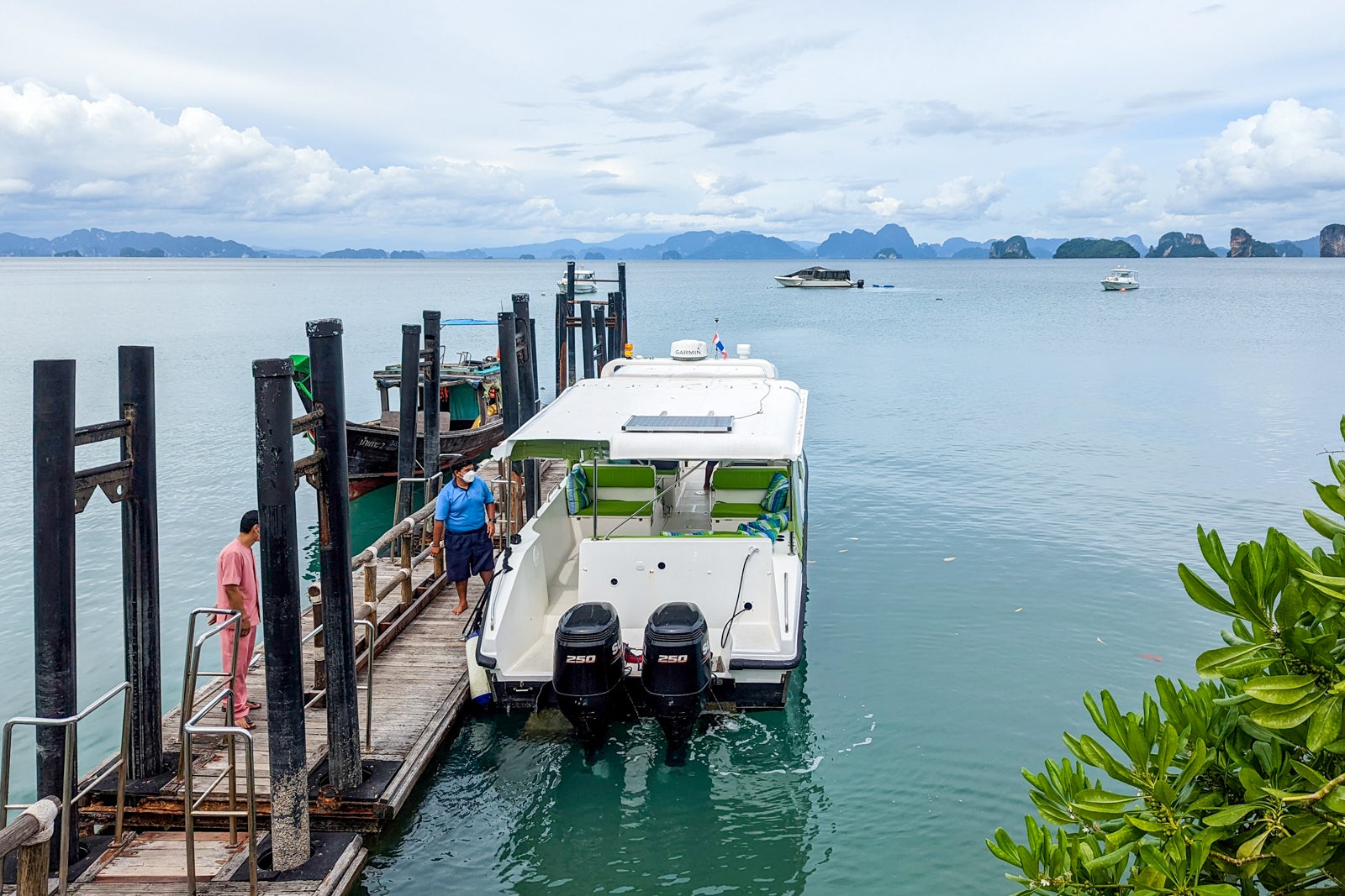 Six Senses Yao Noi boat