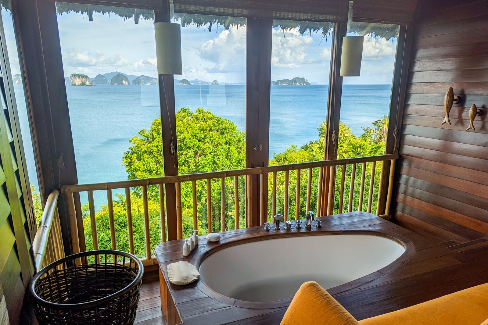 Six Senses Yao Noi villa bathtub