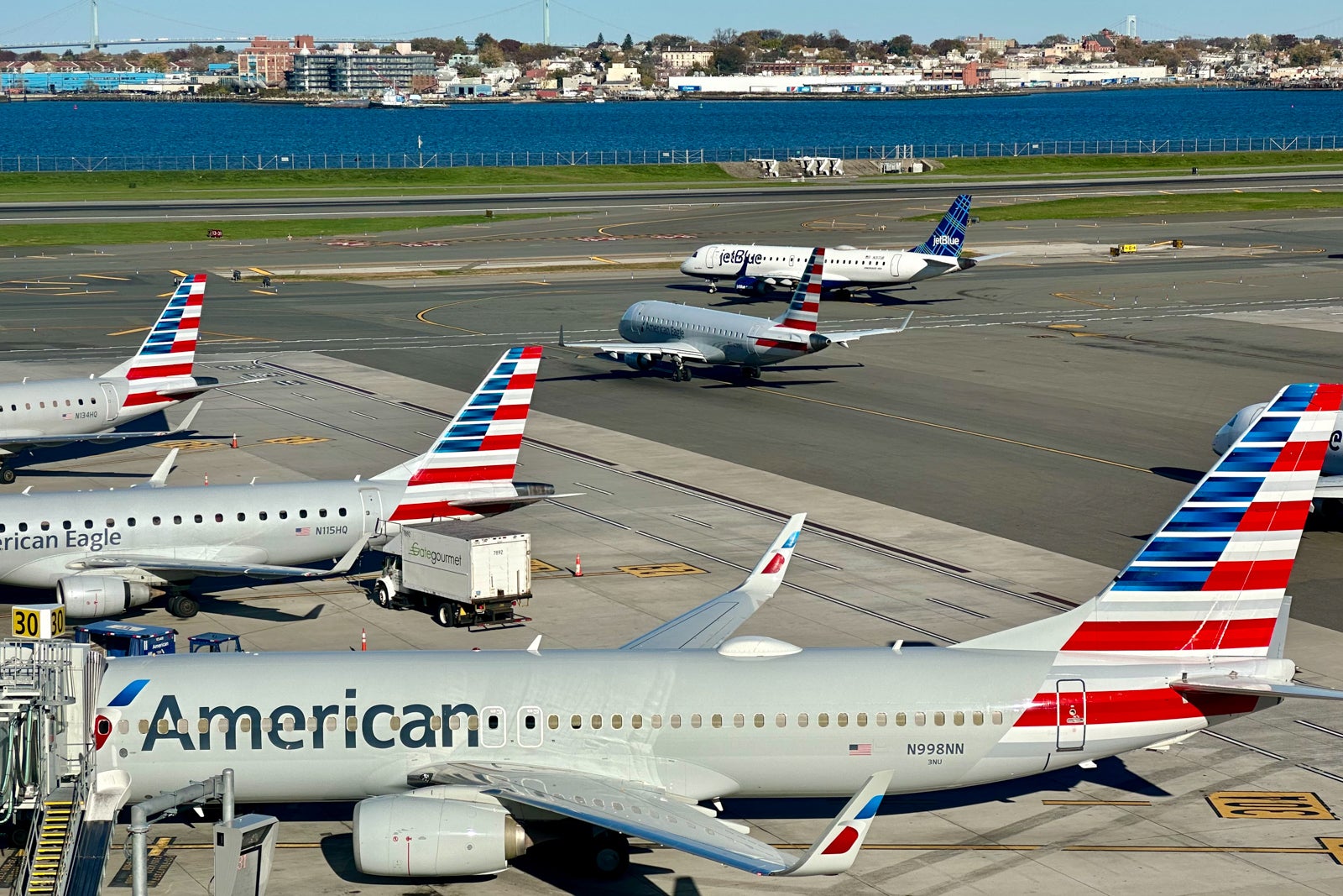 American Airlines planes