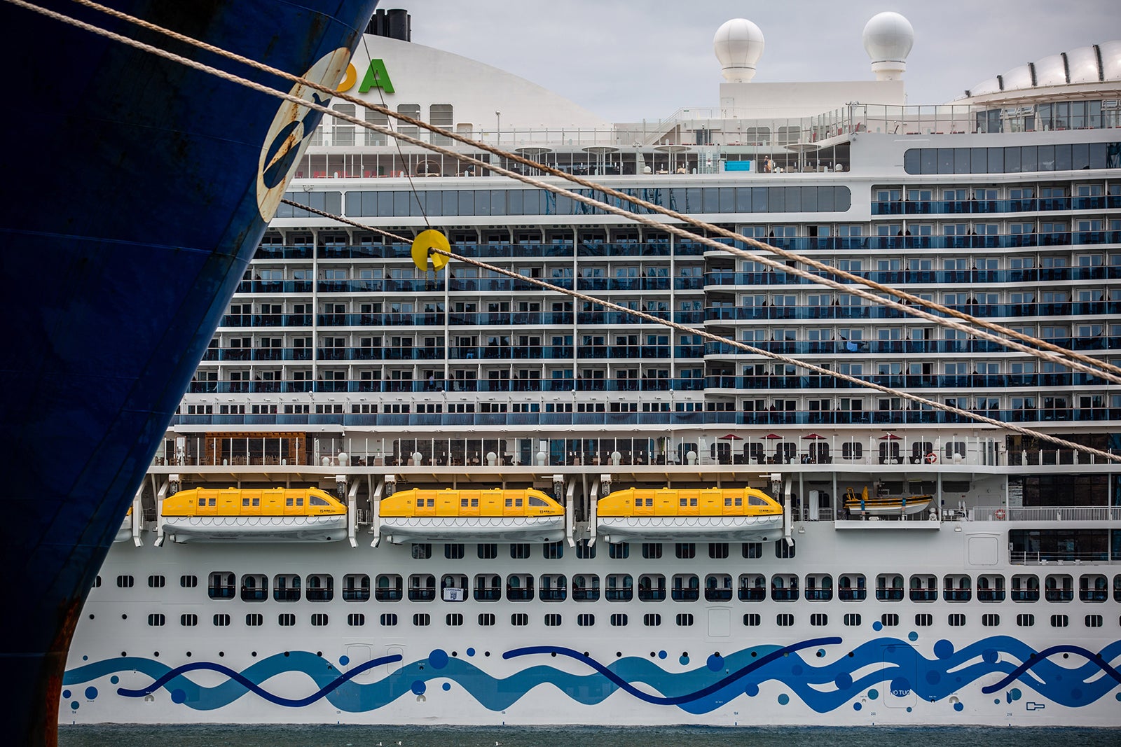 A cruise ship with lifeboats