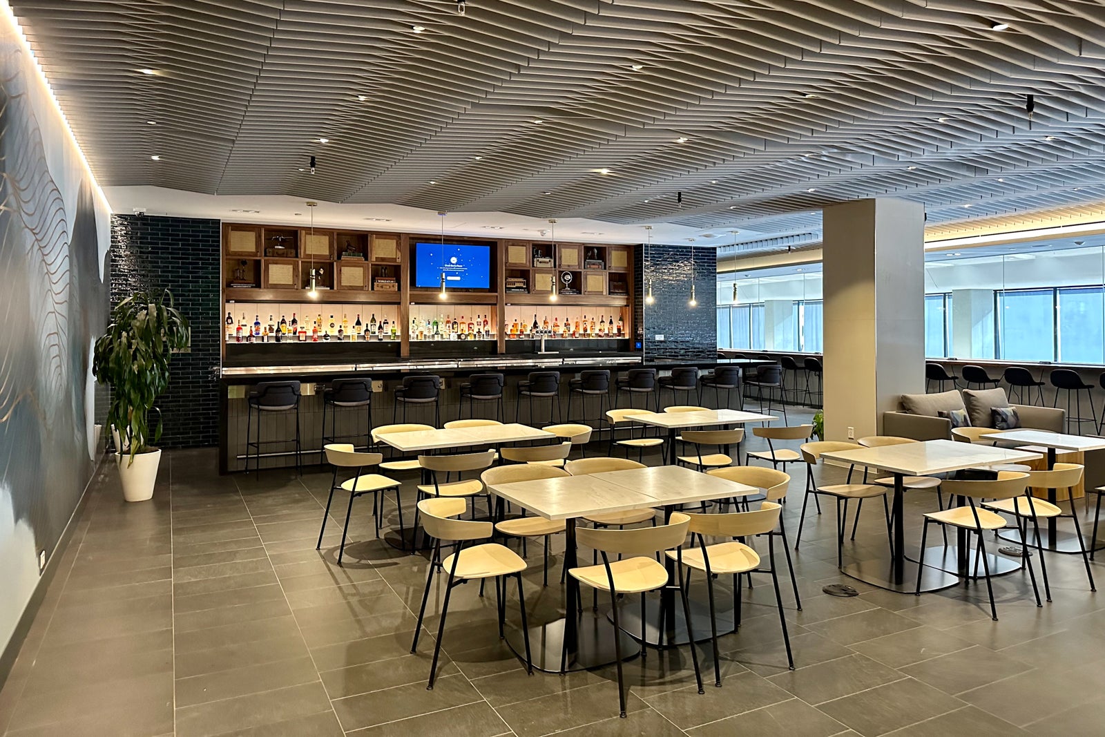 Amex Centurion Lounge SFO 34