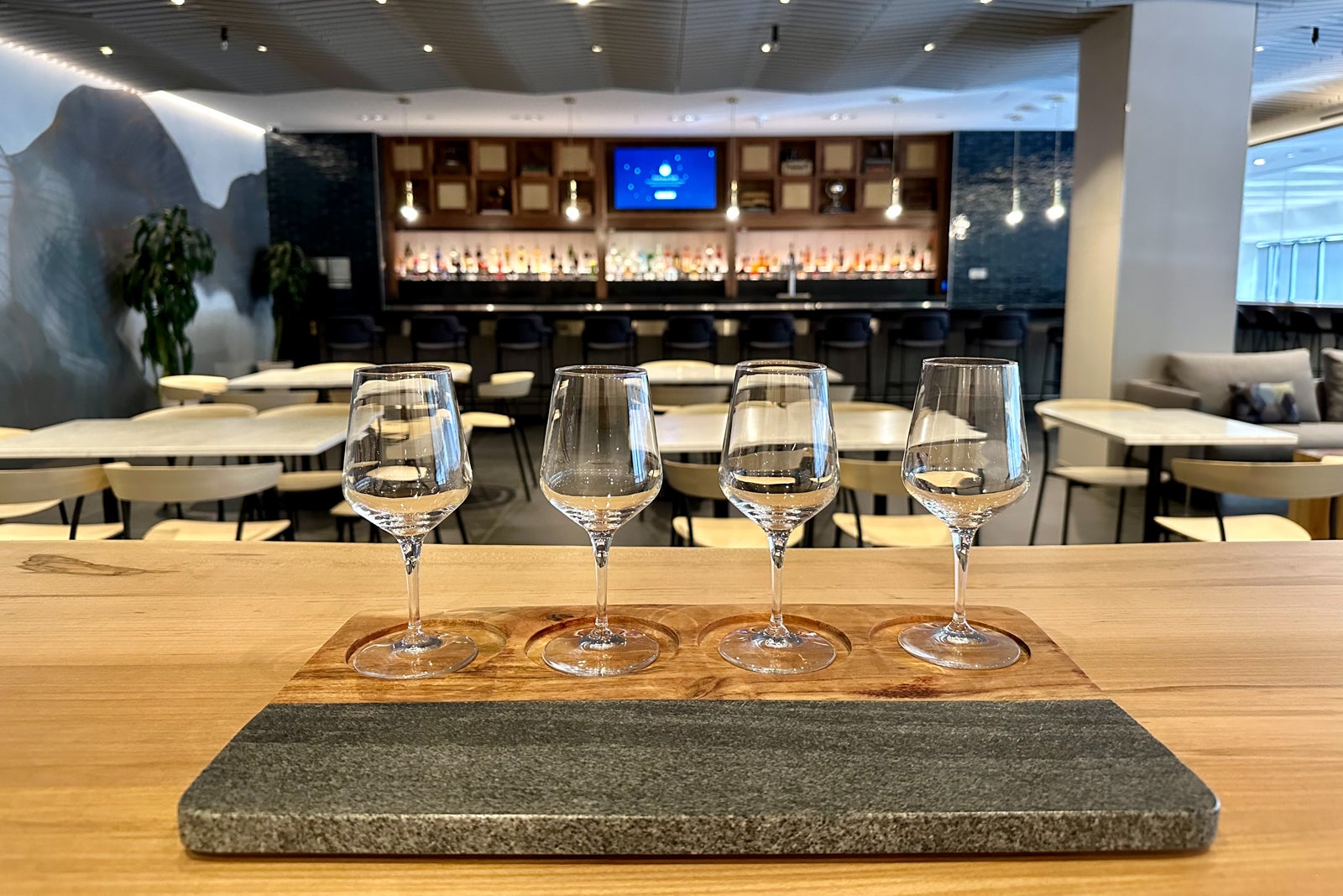 Amex Centurion Lounge SFO 37