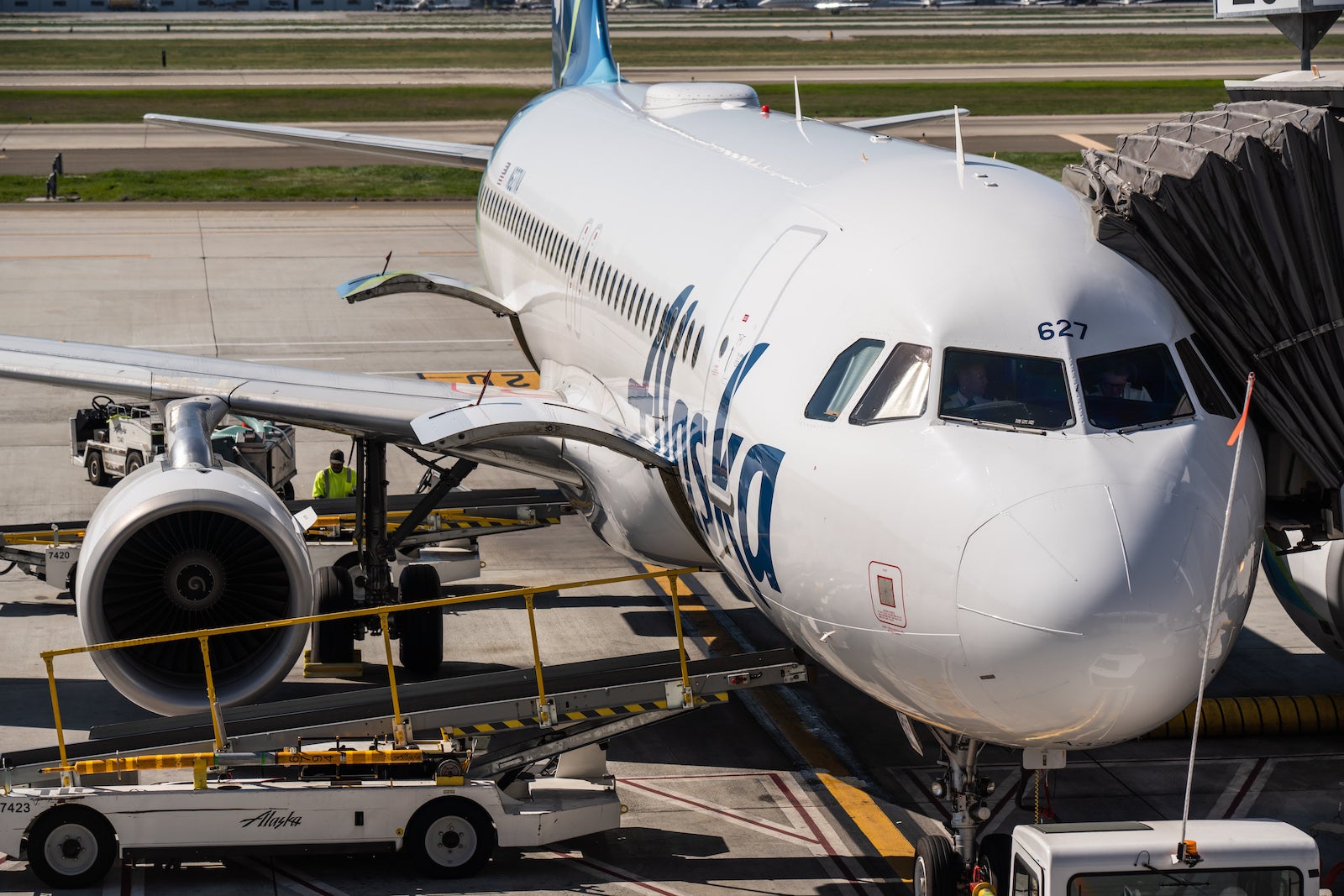 Alaska Airlines Airbus A320-200 at San Jose International Airport in California