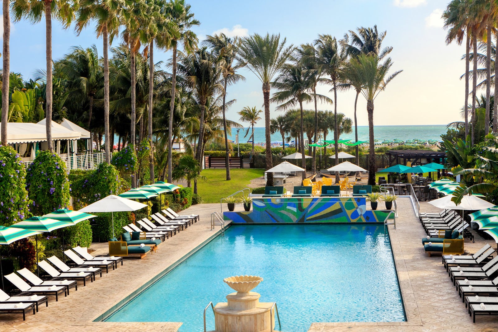 exterior of Kimpton Surfcomber Hotel