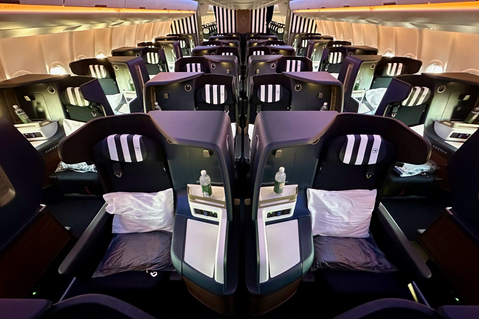 seats on condor a330 neo