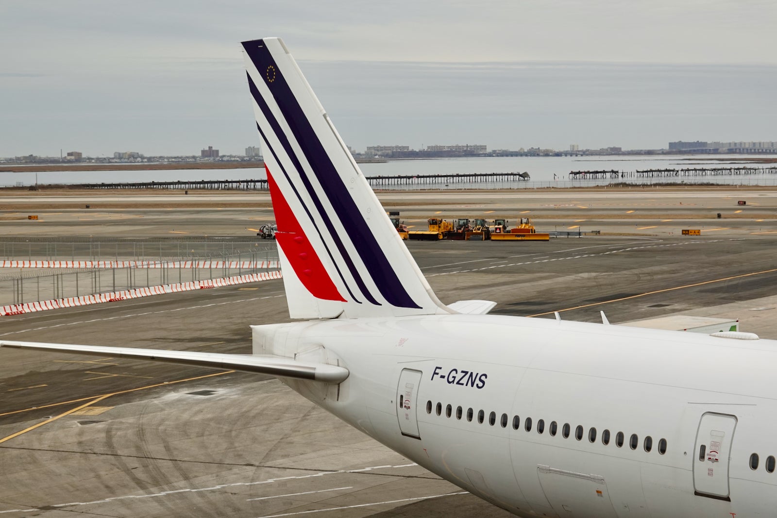 Air France Boeing 777-300 JFK Terminal 1