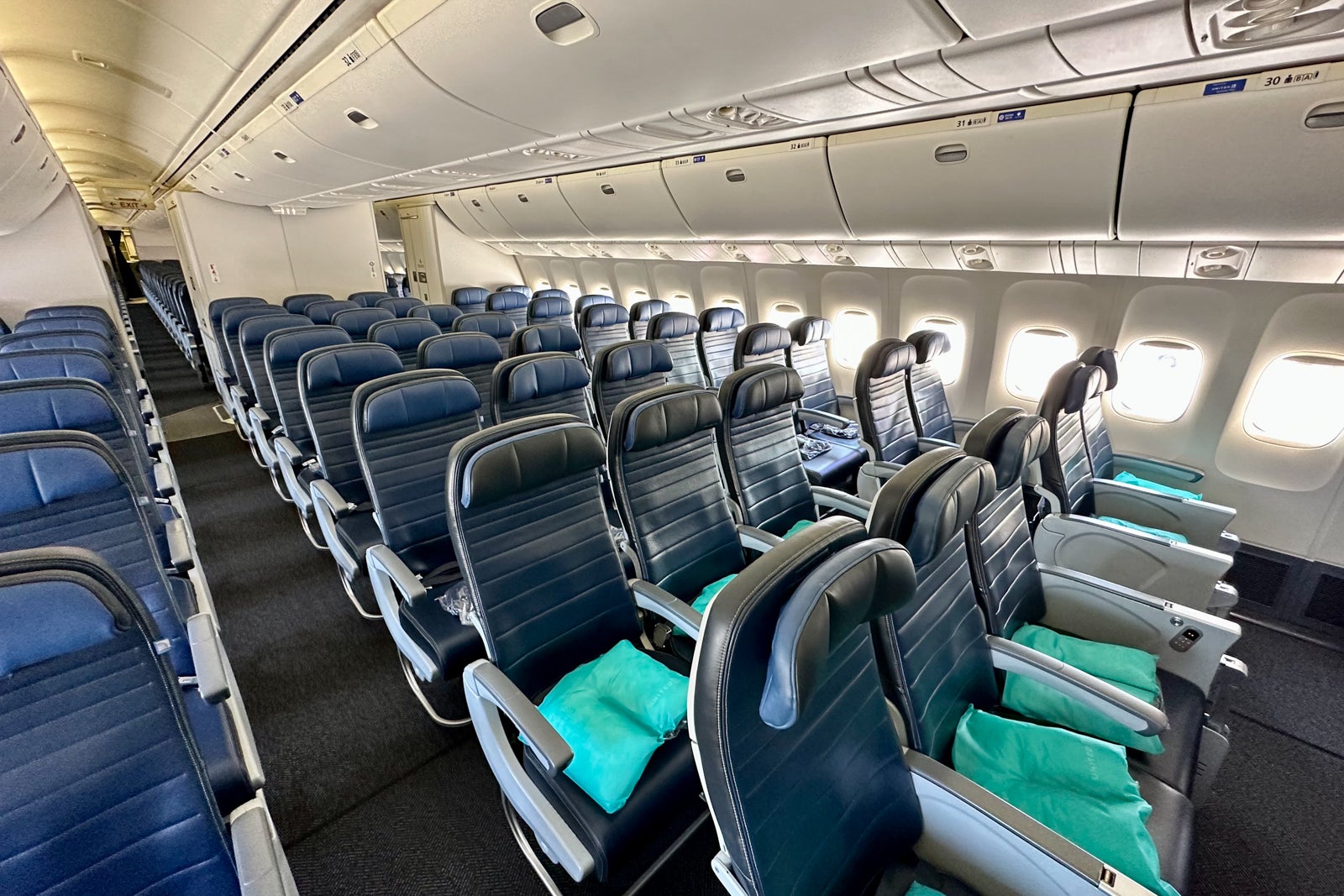 United 767