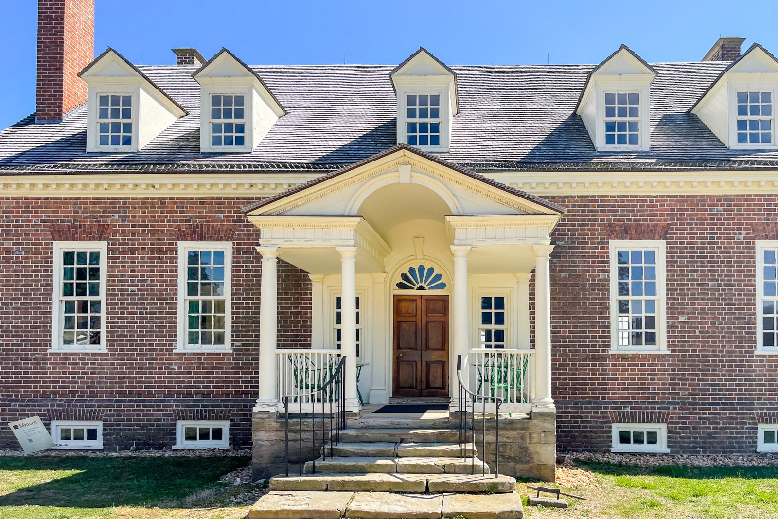 Entrance to Gunston Hall