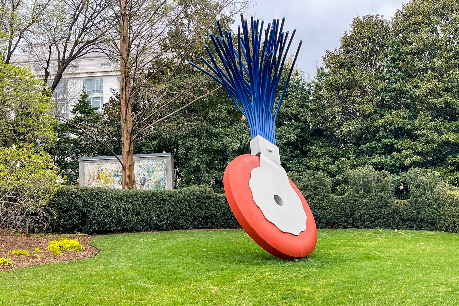 Big easer in Sculpture Garden