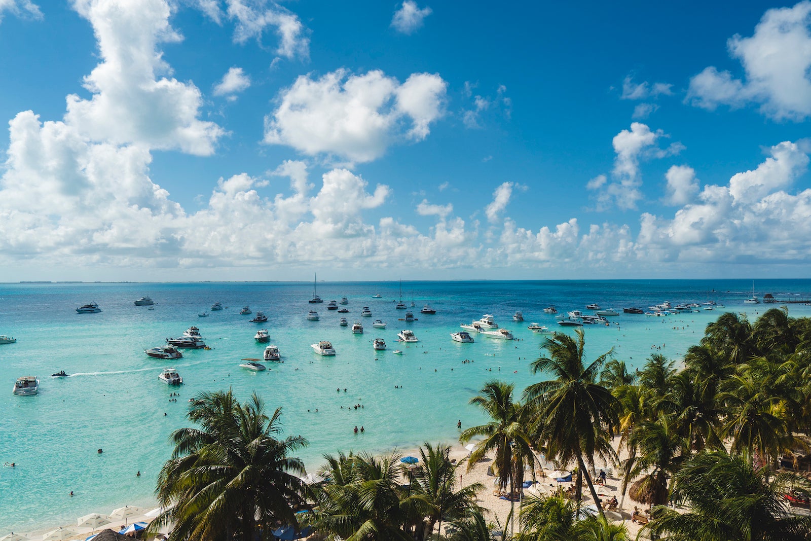 boats in cancun