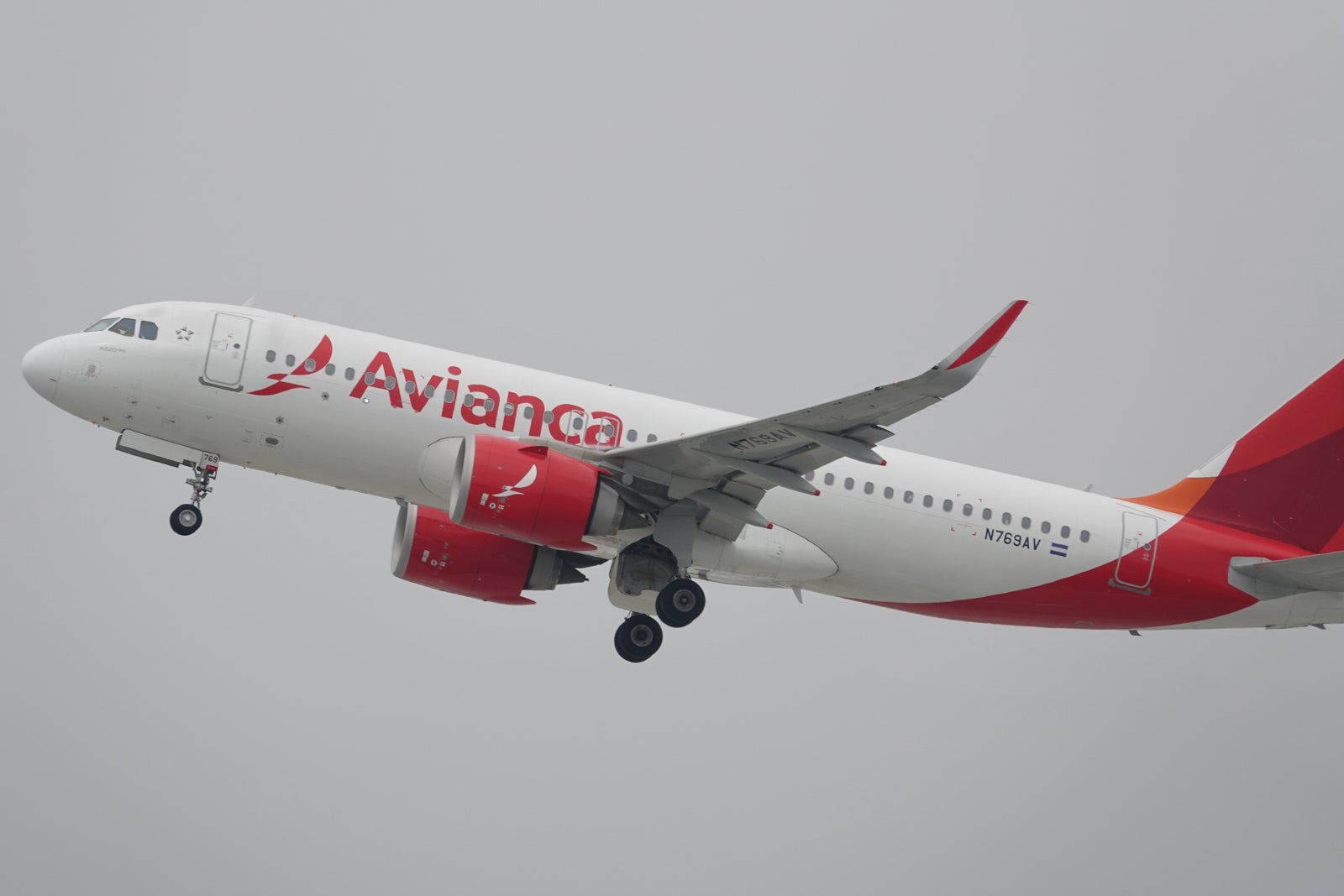 Avianca Airbus A320neo LAX