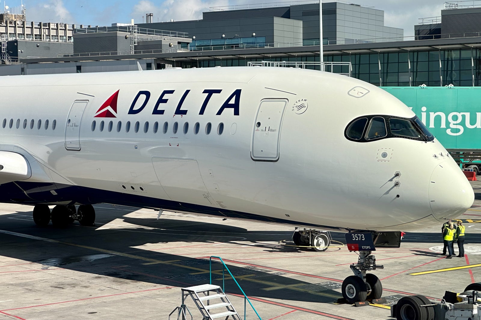 Delta plane on tarmac