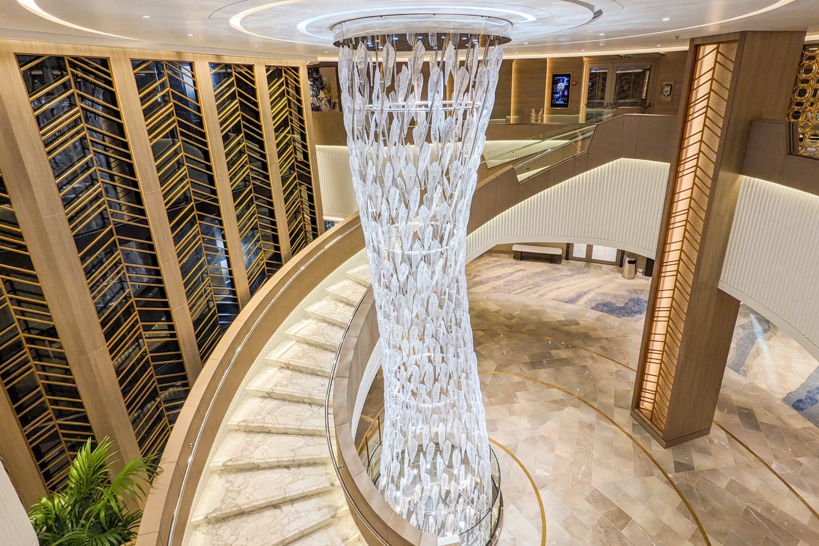 Atrium on Vista Oceania.