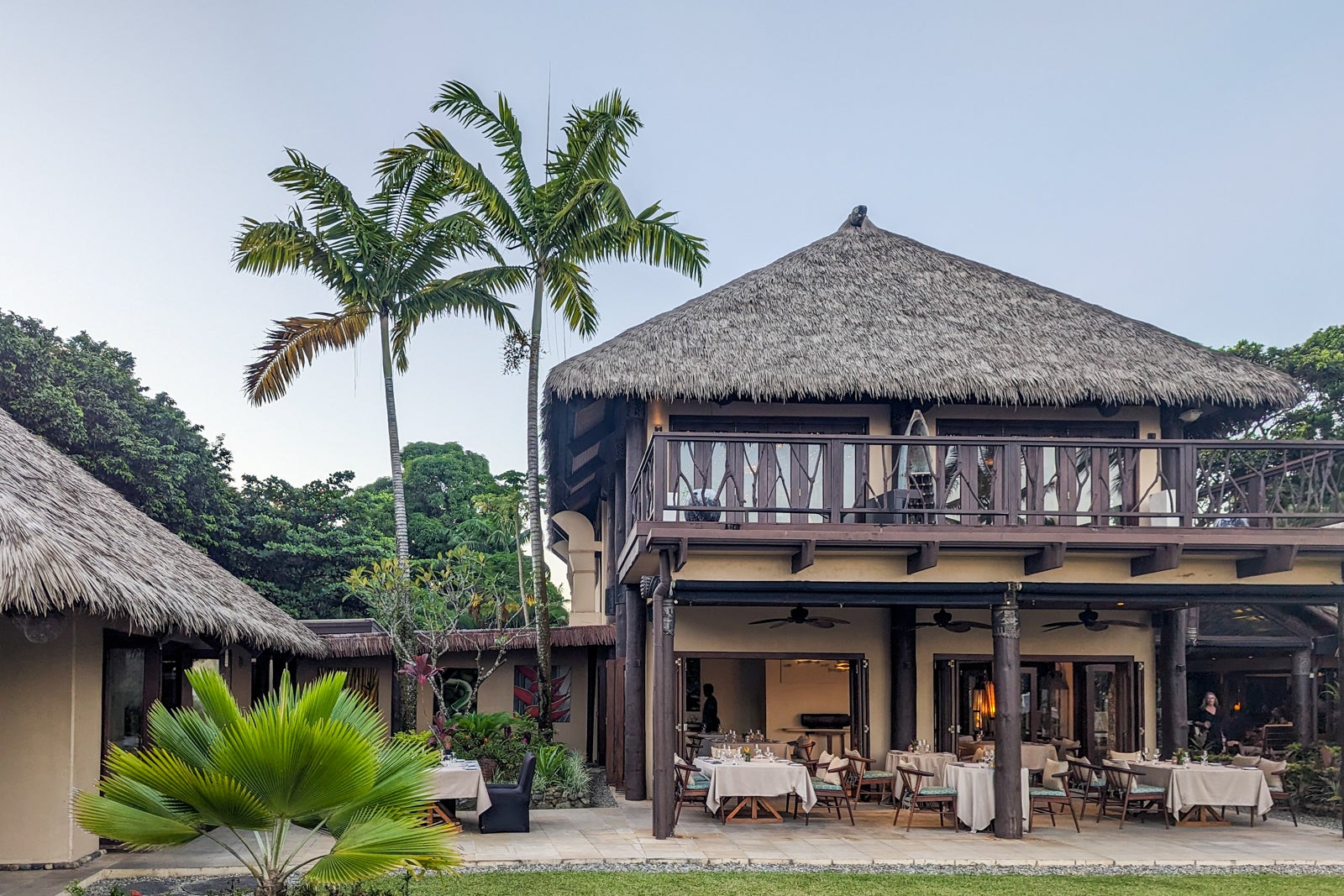 Nanuku Resort Fiji restaurant