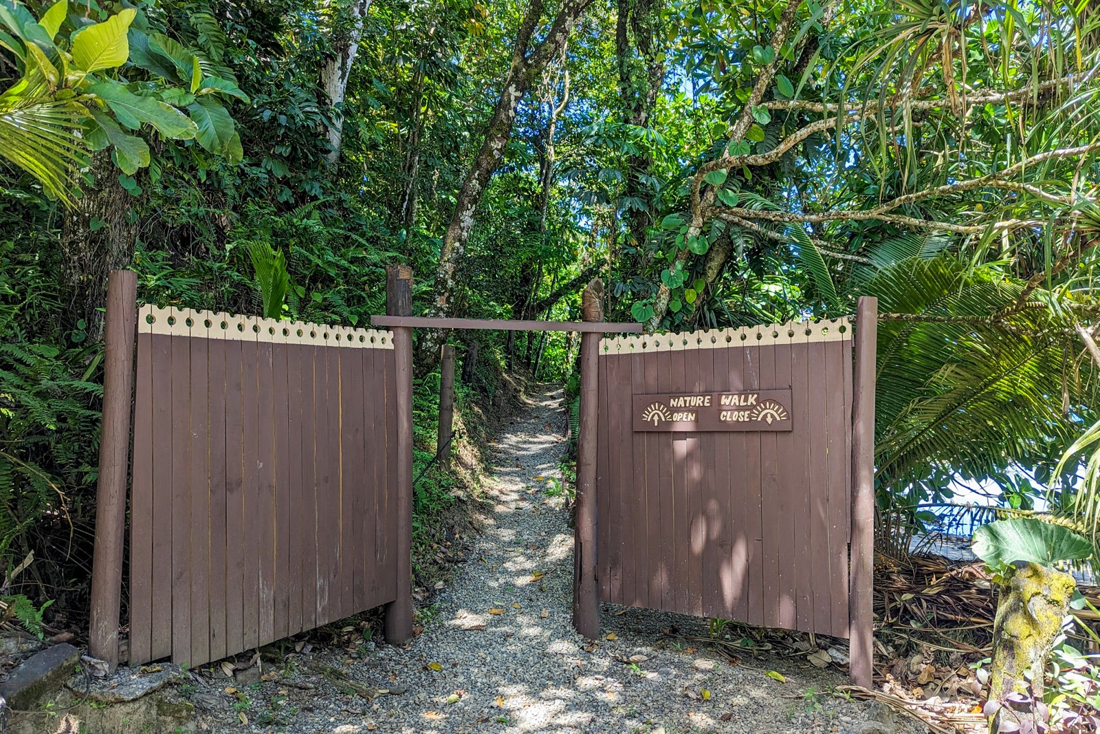 Nanuku Fiji nature walk