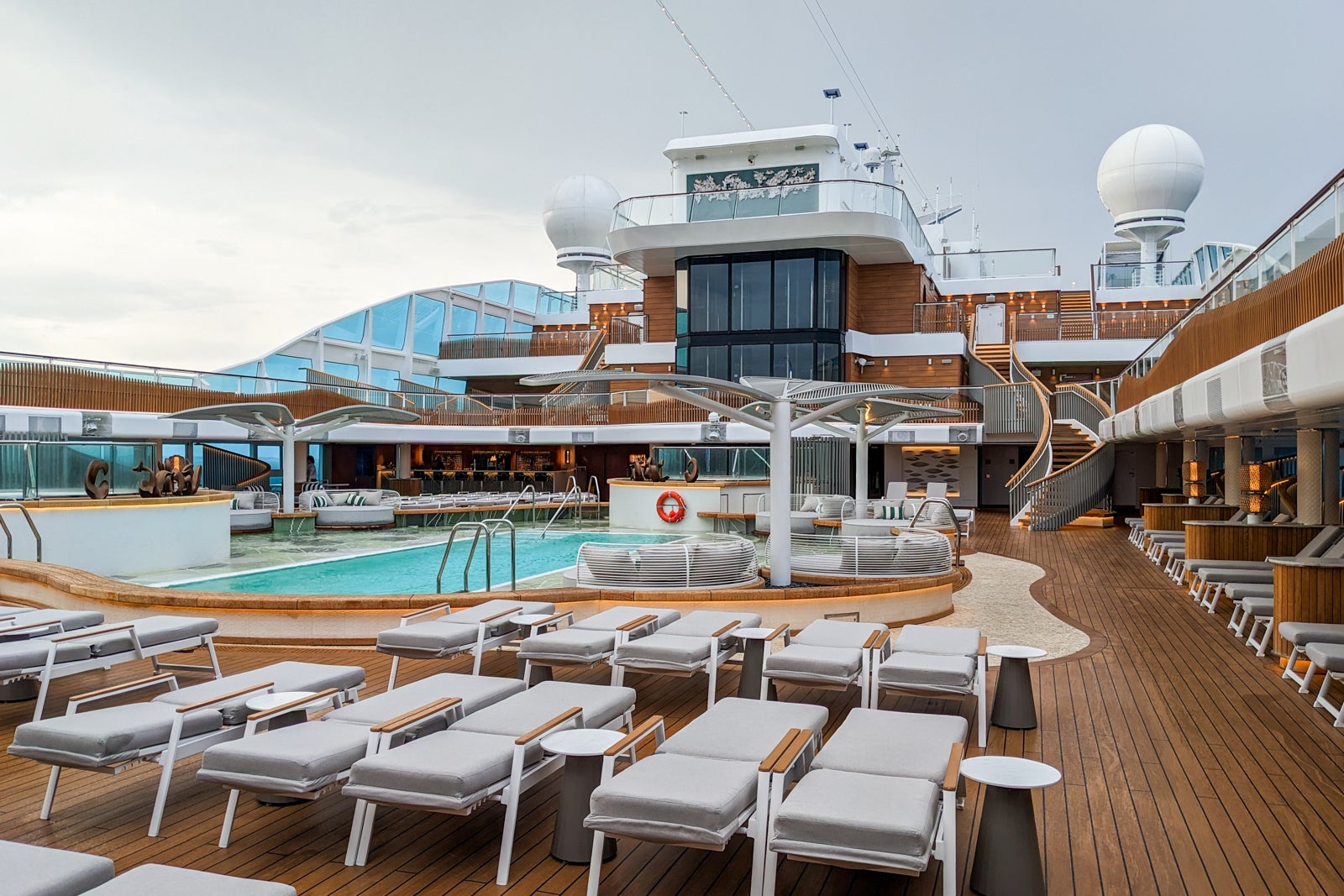 Pool deck on Oceania's Vista. 