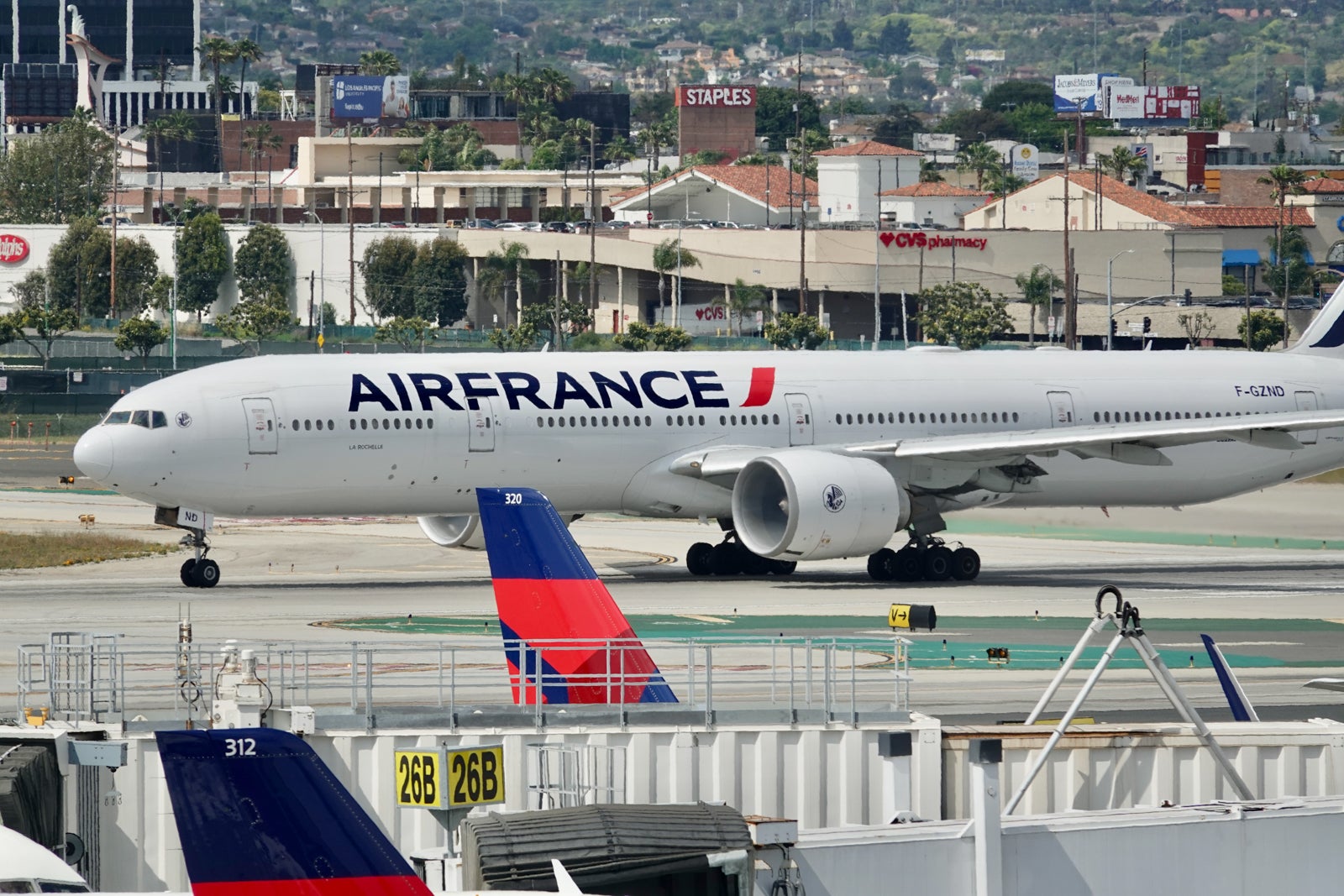 Air France Boeing 777-300ER Delta