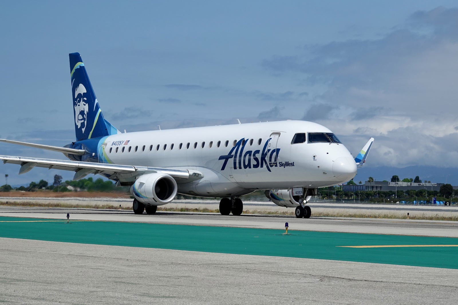 Alaska plane taxiing